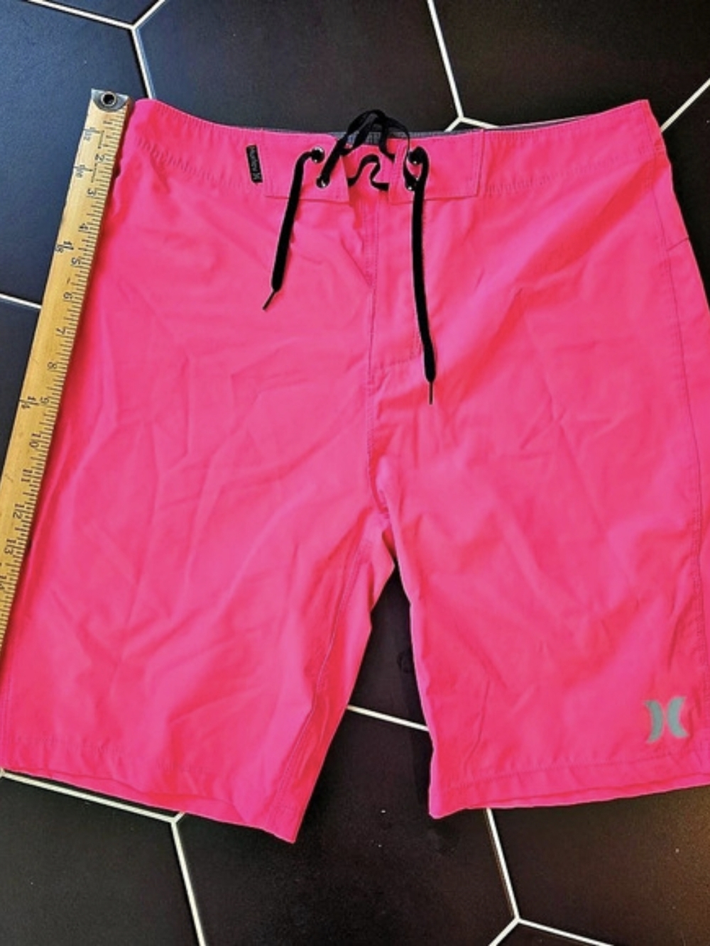 Hurley Men's Pink Board Shorts Waist 28 Like New